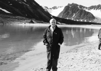 Photo 4. Svalbard (Norway), 2008. Janna M. Glozman. L. F. Obukhova: 2002-2016. (2019). National Psychological Journal. 2, 40-45.